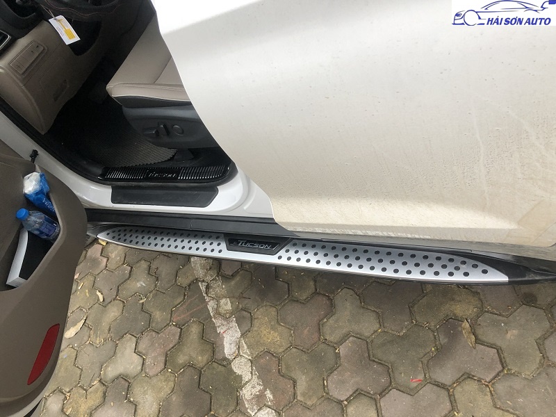 Bậc dẫm lên xuống cho xe Hyundai Tucson 2019