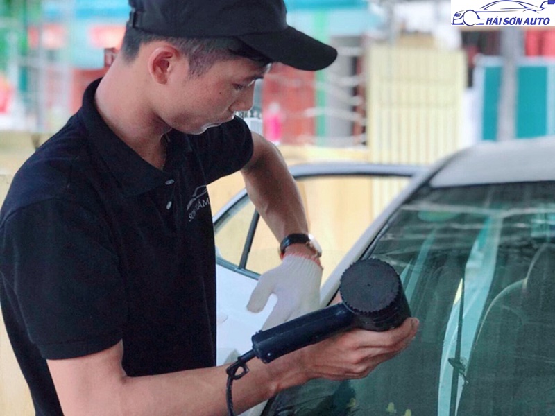 Dán phim cách nhiệt Ntech cho Mitsubishi Xpander